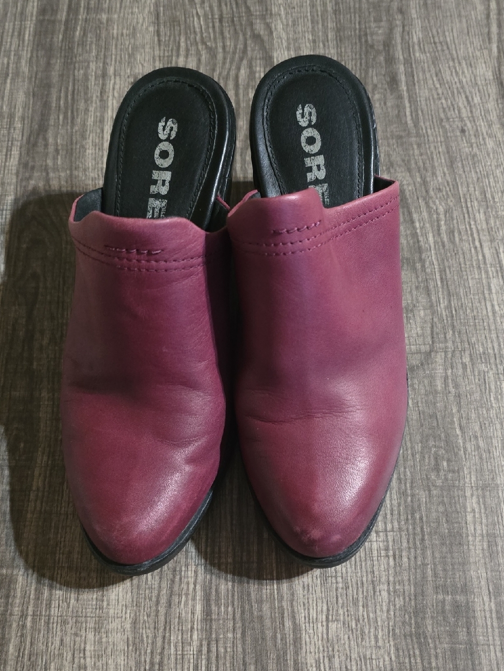 Sorel Women's Burgundy Leather Slip-On Mules